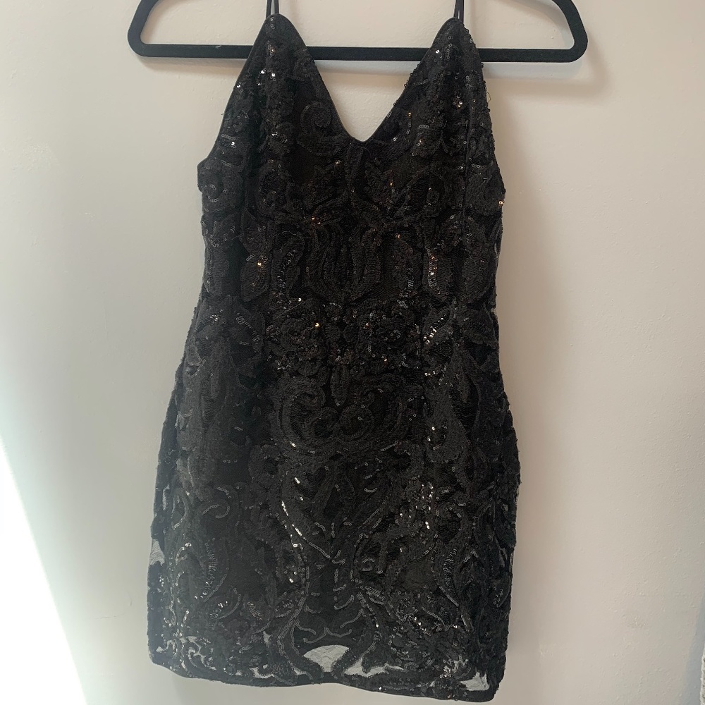 TOBI MINI BLACK SEQUINED DRESS - Picture 1 of 3